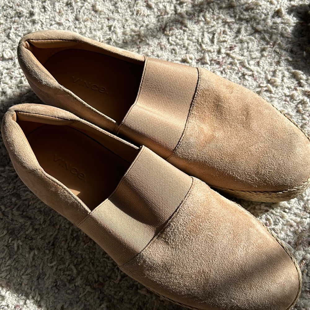 Vince loafers in a beautiful dusty pink color.